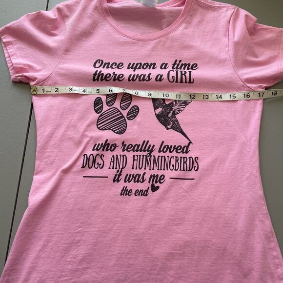 Port & Company Graphic Tee Dog & Hummingbird Graphic Tee Short Sleeve Pink Small - Picture 7 of 9